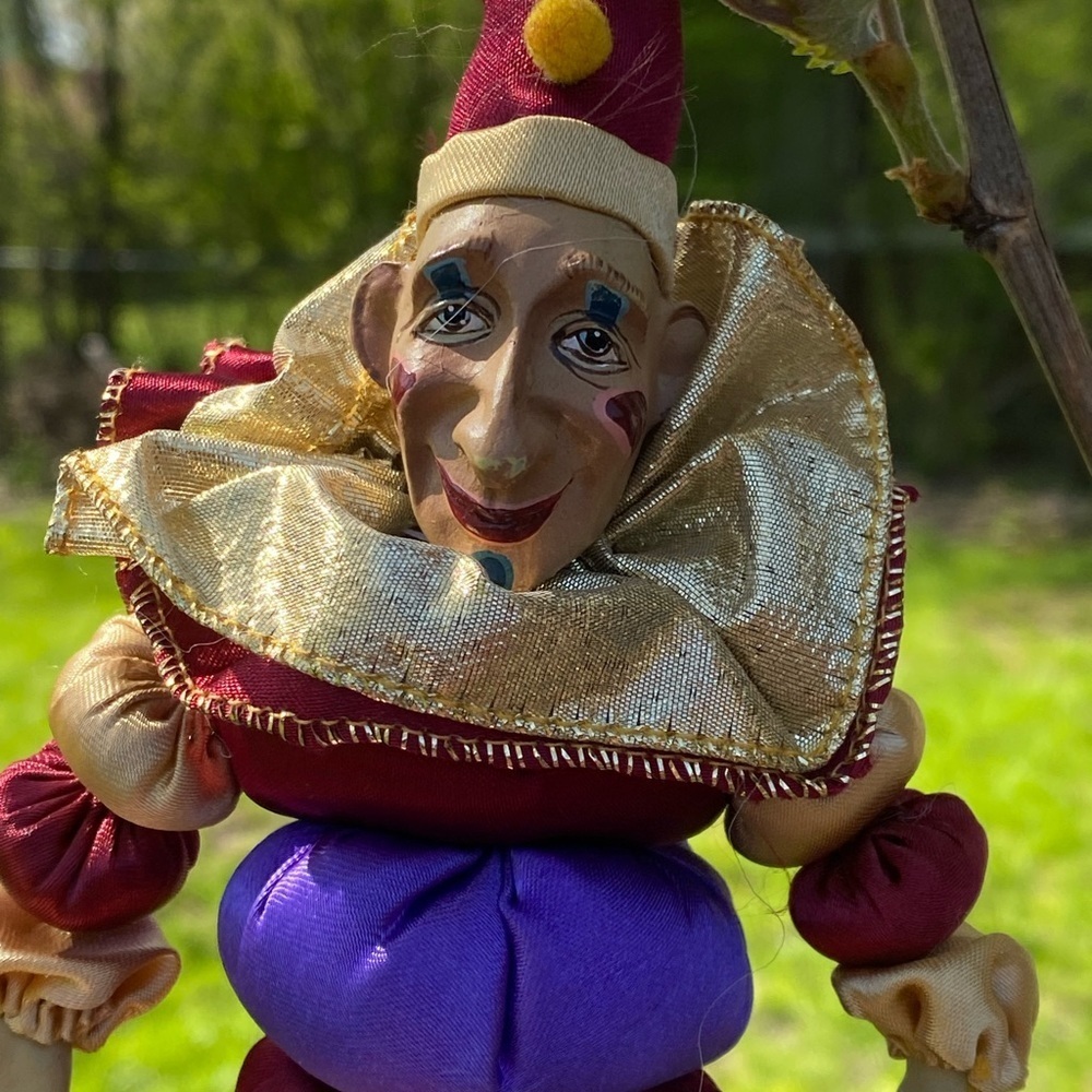 VINTAGE Wayne Kleski Collectible Jester Ornament